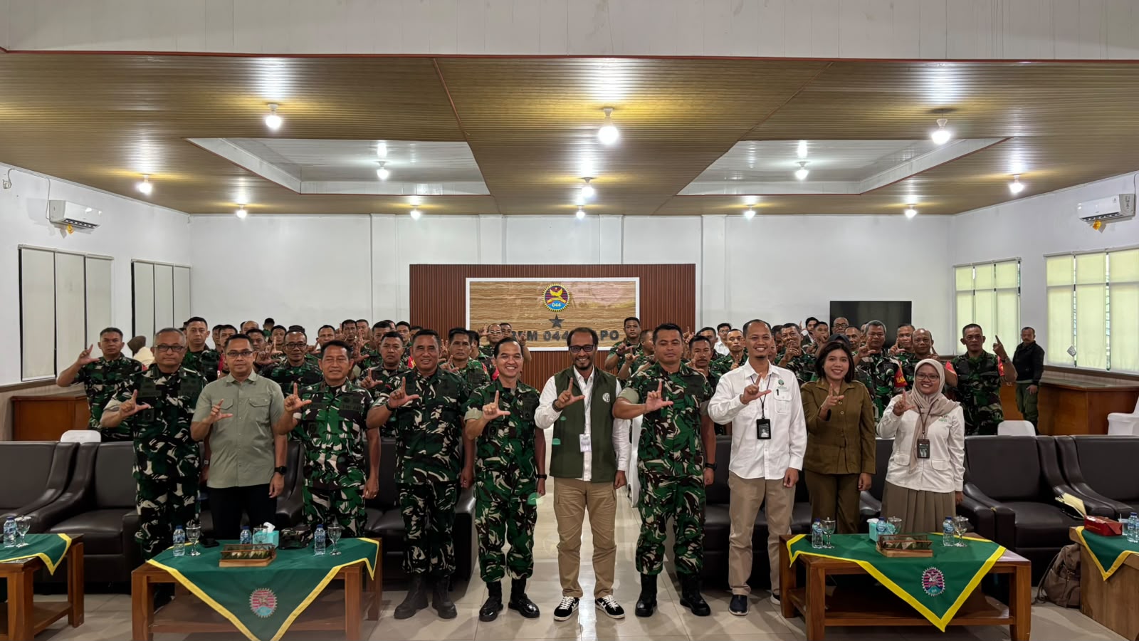 BKSDA SUMSEL GANDENG BABINSA JAGA GAJAH SUMATERA